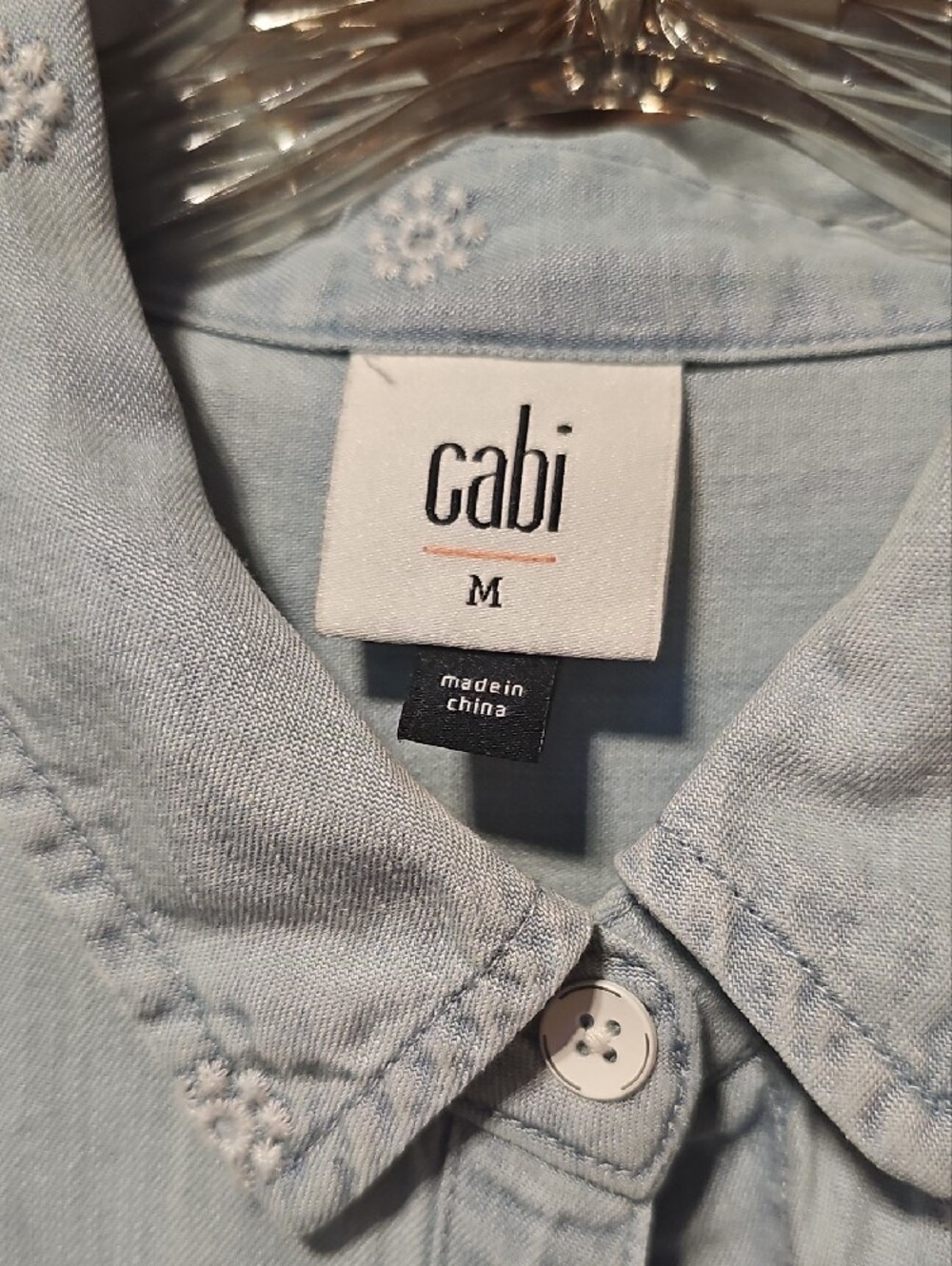CAbi Spring '26: "Petal Stitch" Button-Front Short- Sleeved Shirt! Sz. MD - NWT! - Picture 6 of 10